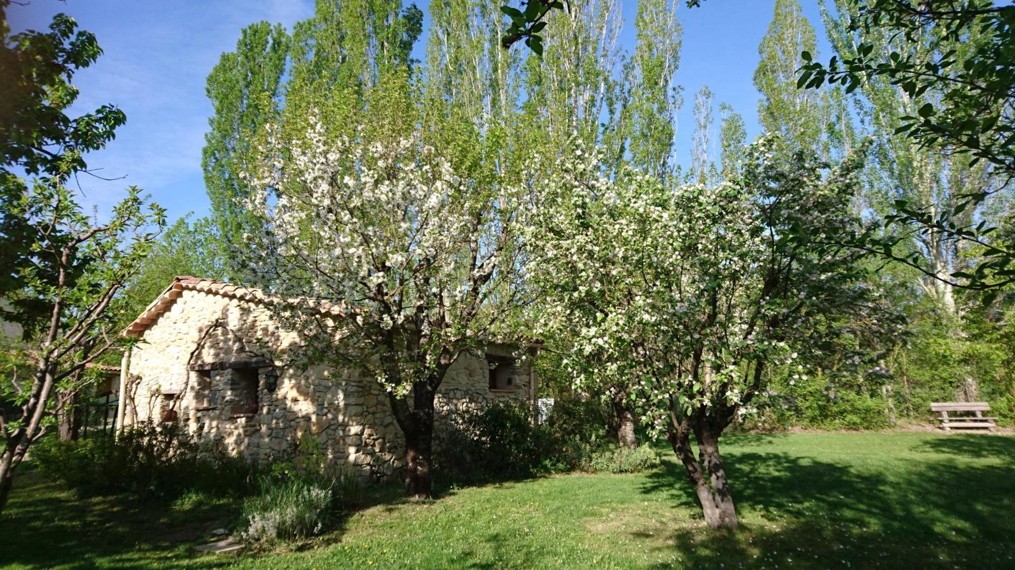 מלון Sigonce Les Maisons De Chante Oiseau חדר תמונה